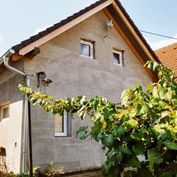 Najlepšia Cena - Rodinný dom s pekným pozemkom v obci Šenkvice
