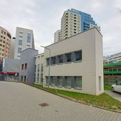 Prenájom kancelárie o výmere 64 m2 na rohu Prievozskej a Plynárenskej ul.