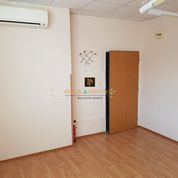 Kancelárie, administratívne priestory 35 m² , Novostavba