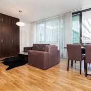 5 a viac izbový byt 214 m² , Novostavba
