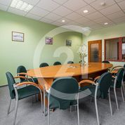 Kancelárie, administratívne priestory 304 m² , Novostavba