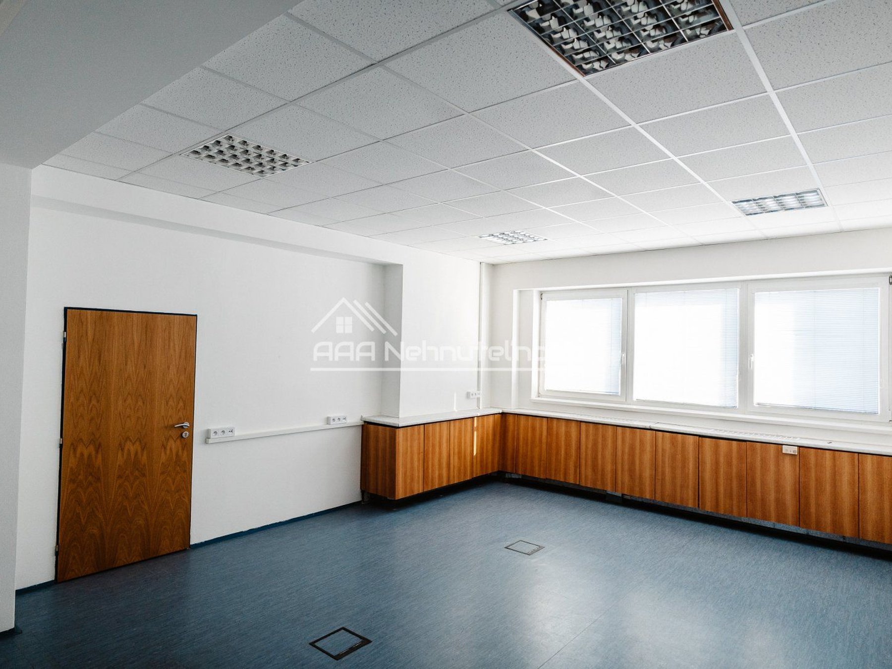 Kancelárie, administratívne priestory 251,94 m² , Kompletná rekonštrukcia