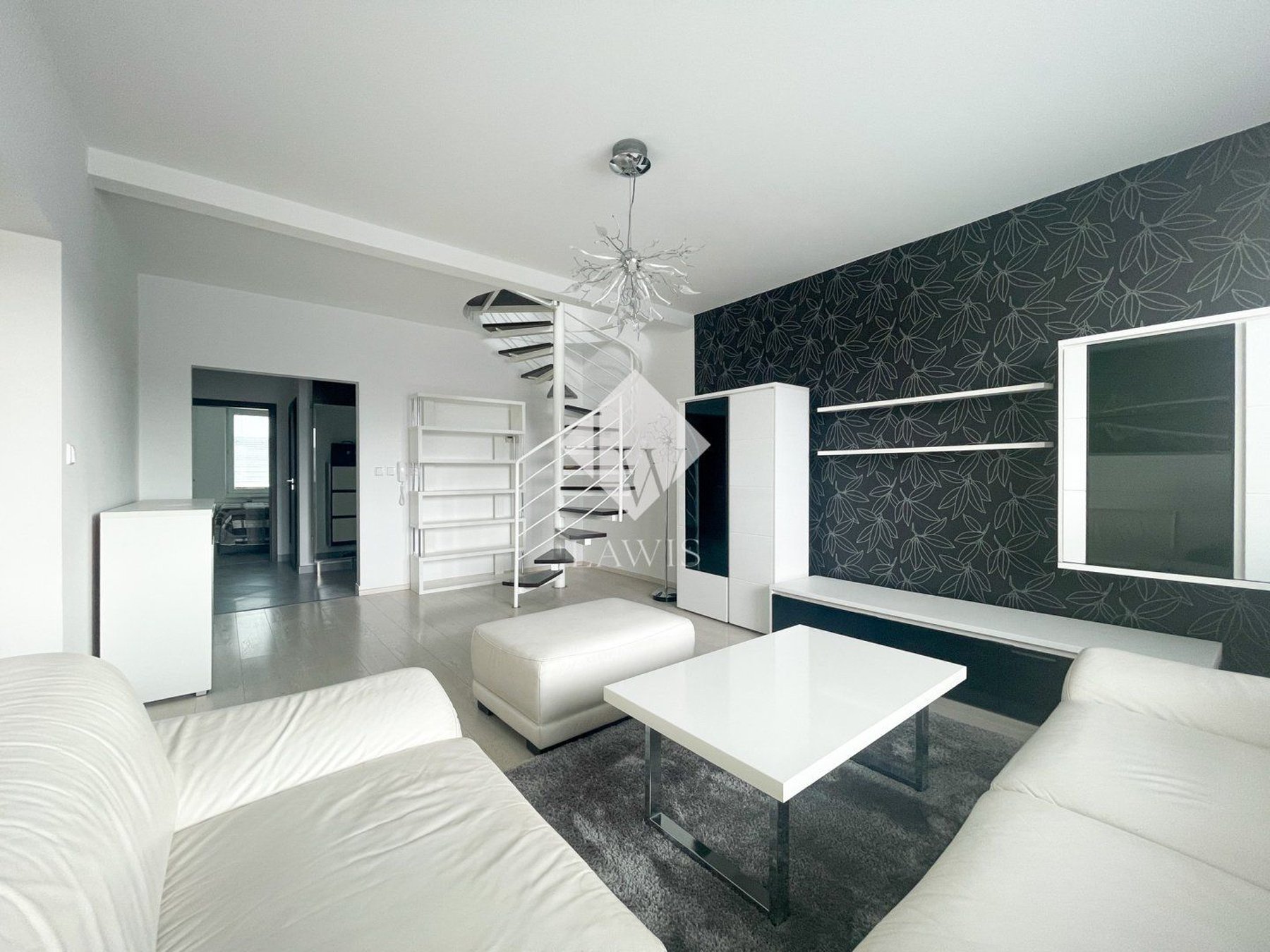 4 izbový byt 106 m² , Kompletná rekonštrukcia
