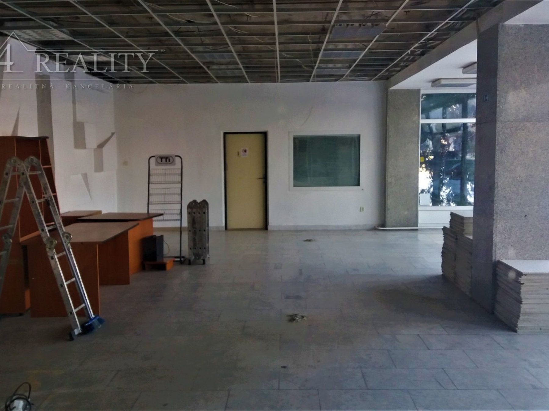 Obchodné priestory 207 m² , Čiastočná rekonštrukcia