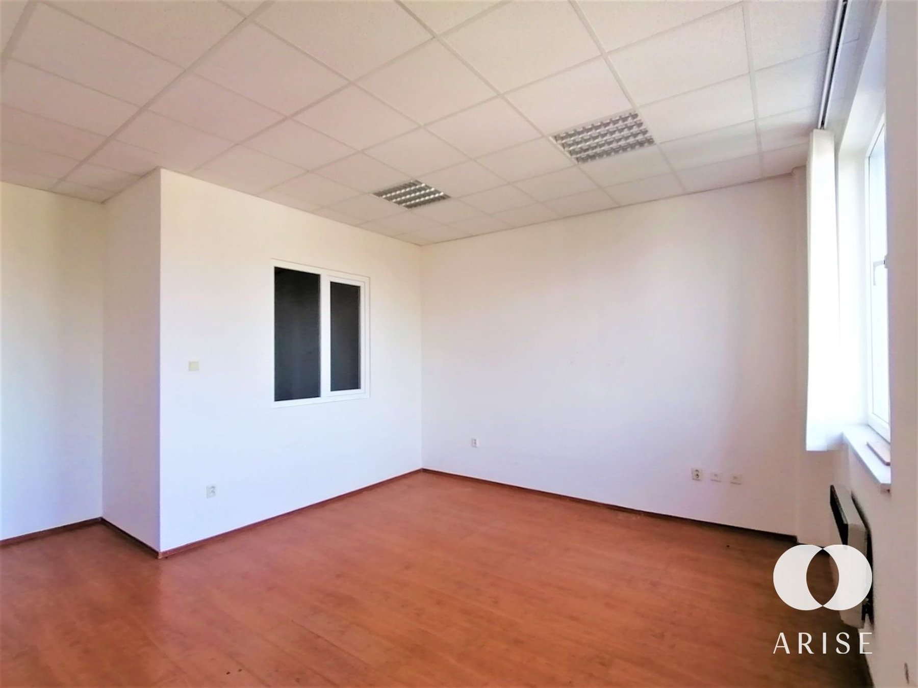 Kancelárie, administratívne priestory 78 m² , Čiastočná rekonštrukcia