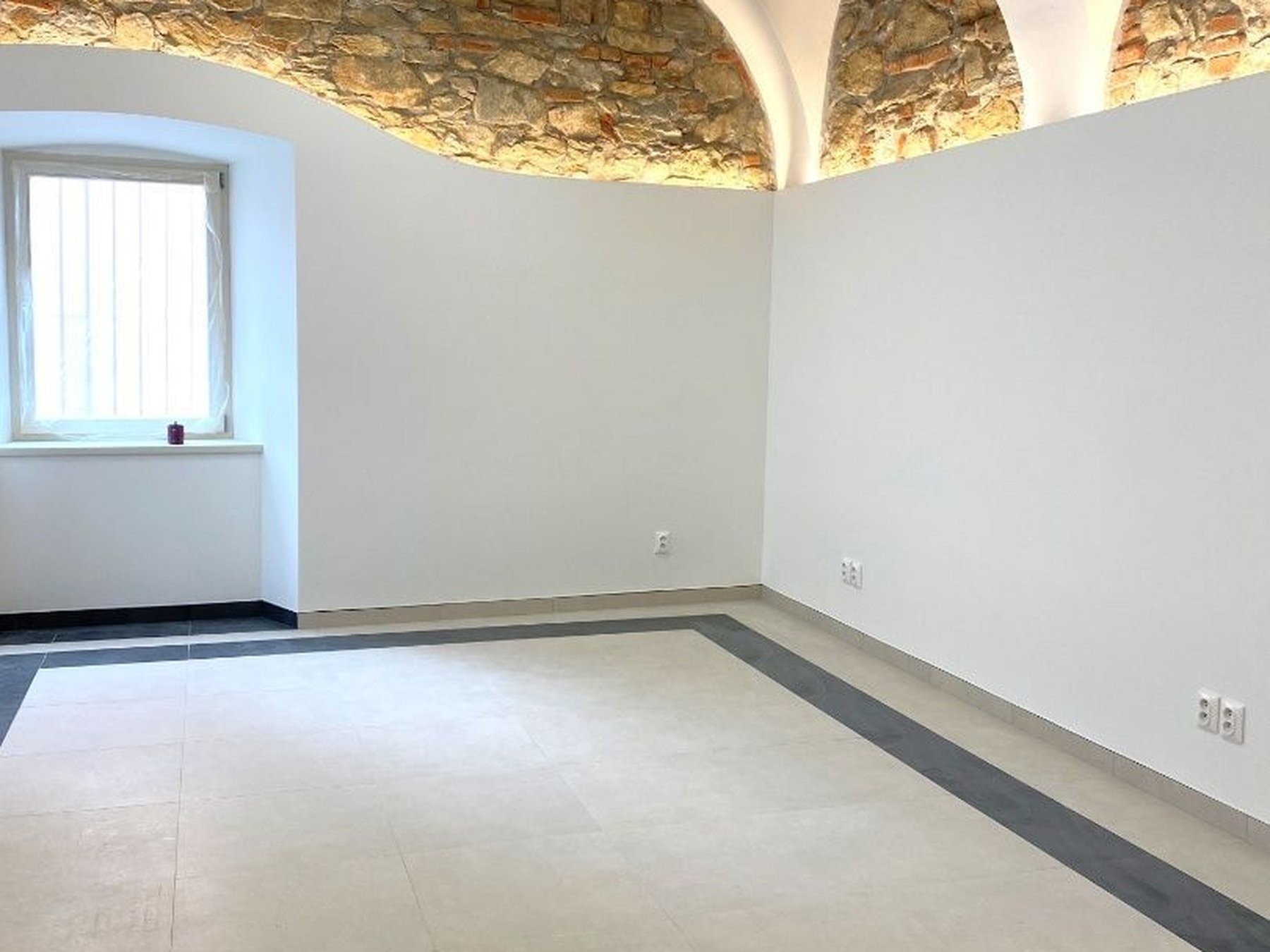 Kancelárie, administratívne priestory 52 m² , Kompletná rekonštrukcia