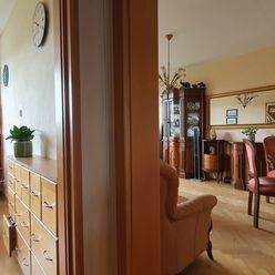 2 izbový byt s úžasnou polohou a maximálnym komfortom, v centre mesta Prievidza, ul. Dlhá