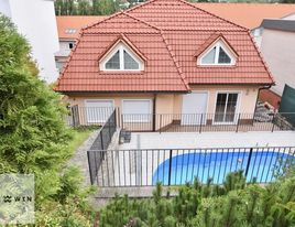 Prenájom 6-izbový dom s bazénom pri Horskom parku