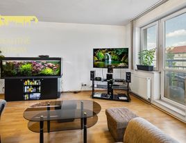 1 izbový byt, pôvodný stav, výborná lokalita plná zelene, klimatizovaný