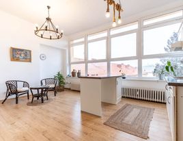 Unikátny 4-izbový byt, možnosť 2 bytov, 96,9 m2, tehla, Prešov