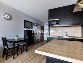 PRENÁJOM luxusný 2 izbový byt, garáž, klimatizácia Nitra-centrum