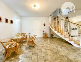 Reality KOMPLEX s.r.o.,Vám ponúka EXKLÚZÍVNE nádherný 4-izbový rodinný dom v Dunajskej Strede.