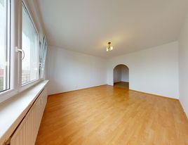 4 izbový byt po kompletnej rekonštrukcii s výbornou dispozíciou, Šašovská ul. Petržalka