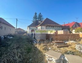 REZERVOVANÉ - Michal na Ostrove - predaj pozemku vhodného na výstavbu rodinných domov, vydané ÚPI