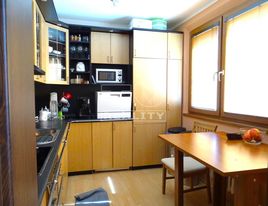 TUreality ponúka na predaj: 3-izbový byt v Bratislave na Latorickej ulici po kompletnej rekonštrukcii.