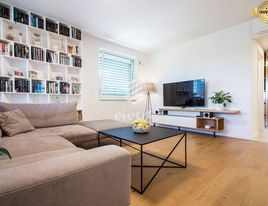 PREDAJ - Kompletne zariadený 4 izbový byt v novostavbe Fuxova