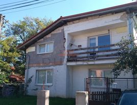 DUPOS - Dražba - rodinný dom s pozemkom v Ivanke pri Nitre - pripravujeme na 2023