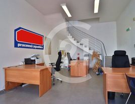 Prenájom kancelárskych priestorov na Tkáčskej ulici, 71 m2
