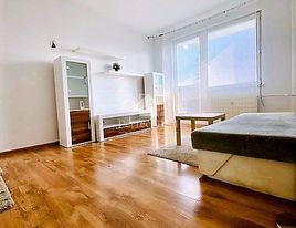 Prenájom veľký 1 izbový byt s balkónom, Dunajská Streda