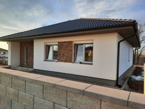 Novostavba rodinného domu s výbornou dispozíciou v obci 2 km od Dunajskej Stredy