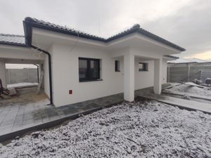 Na predaj novostavba 4 izbového rodinného domu v novej štvrti , Borčice. Aktuálne vo výstavbe