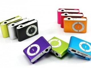 MP3 prehrávač v štýle iPod s klipom