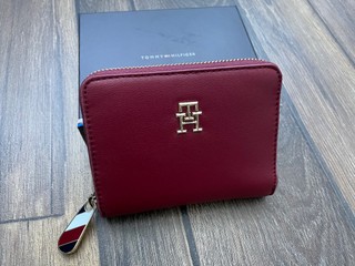 Dámska peňaženka Tommy Hilfiger