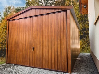 Plechová moderná garáž v imitácií dreva 3x5 4LINE