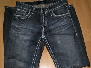 Pánske/chlapčenské džínsy v.30 spodok trhané