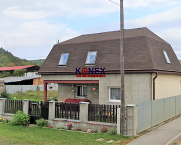 Rodinný dom v obci Stakčín, 7 km od Sniny