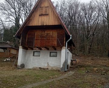 Chata s veľkým stavebným pozemkom, Kaluža-Kamenec-Šírava, 73.900 €