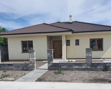 Novostavba rodinného domu  na kľúč v obci Vydrany