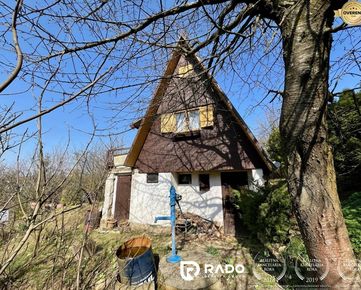 RADO | Záhradná chata so slnečným pozemkom, 1186m2, ZO Chrásť, Trenčín