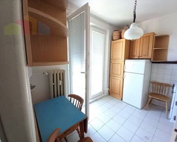 Predaj 2-izbový byt, 58 m2 vo vyhľadávanej lokalite Piešťan, Vážska ulica