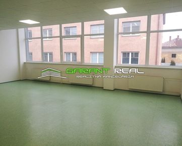 GARANT REAL - prenájom obchodný / kancelársky priestor, 88 m2, Dostojevského ulica, Prešov