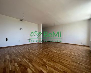 Novo-zrekonštruovaný 3 Izbový byt na predaj , Maurerová Košice