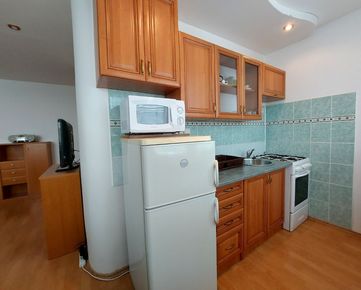 Zariadený 1 izbový byt na Humenskej ul., Košice-Terasa