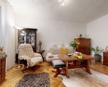 Na predaj TEHLOVÝ, priestranný (55m2), SLNEČNÝ, 2 izbový byt s BALKÓNOM, Mládežnícka, Košice - Šaca