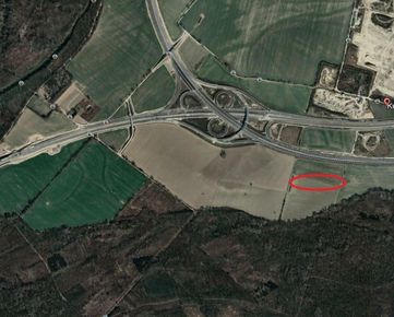 Orná pôda Podunajské Biskupice pri križovatke D4 / R7 – výmera 1,6 ha