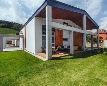 NIDUM - Novostavba: moderný 5 izbový rodinný dom s veľkou terasou