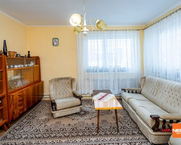 Exkluzívne na predaj rodinný dom  s ideálnym pozemkom v obci Nižný Hrabovec