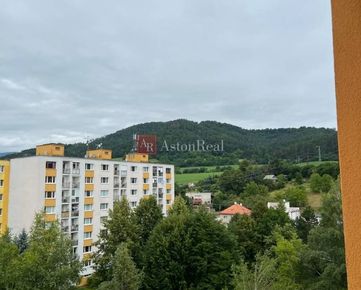 Hľadáme pre klienta 4 izb. byt v časti Podlavice - Banská Bystrica