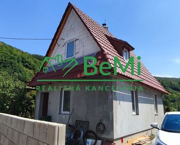 ID:002-123-STK3a  Rozostavaný dom na predaj v obci Uľanka