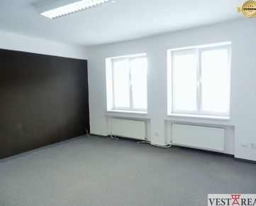 Na prenájom kancelársky priestor o výmere 26 m2 Trnava- Hospodárska