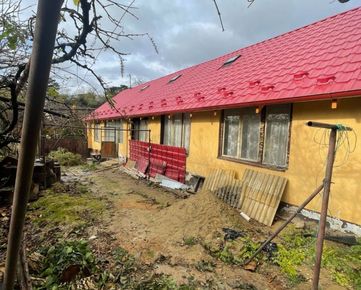 MAXIS REAL: NA PREDAJ: Rodinný dom v Brestovanoch s nutnosťou dokončiť rekonštrukčné  prace.