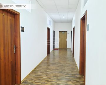 Prenájom komerčné priestory 16 - 100 m2, Duchnovičovo námestie, Prešov