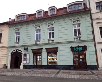Prenájom kancelárskeho priestoru (27 m2) oproti hlavnej pošte, centrum mesta Banská Bystrica