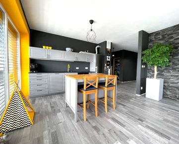 VÝRAZNÁ ZĽAVA - Nadštandardný 4izb. byt s terasou a zimnou záhradou v modernej novostavbe.