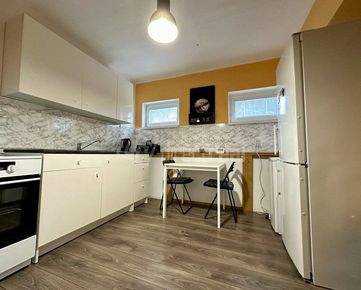 DIRECTREAL|TOP PONUKA - Rodinné bývanie - Zrekonštruovaný 2 izbový byt s vlastnou záhradkou v štvorbytovke v pokojnej lokalite v Galante- Výborná cena