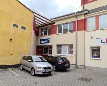 prenájom  kancelársko-obchodný  priestor na Hospodárskej ulici  v centre Trnavy